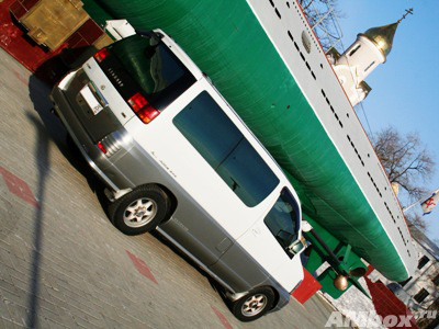 Обзор Nissan Elgrand 2002